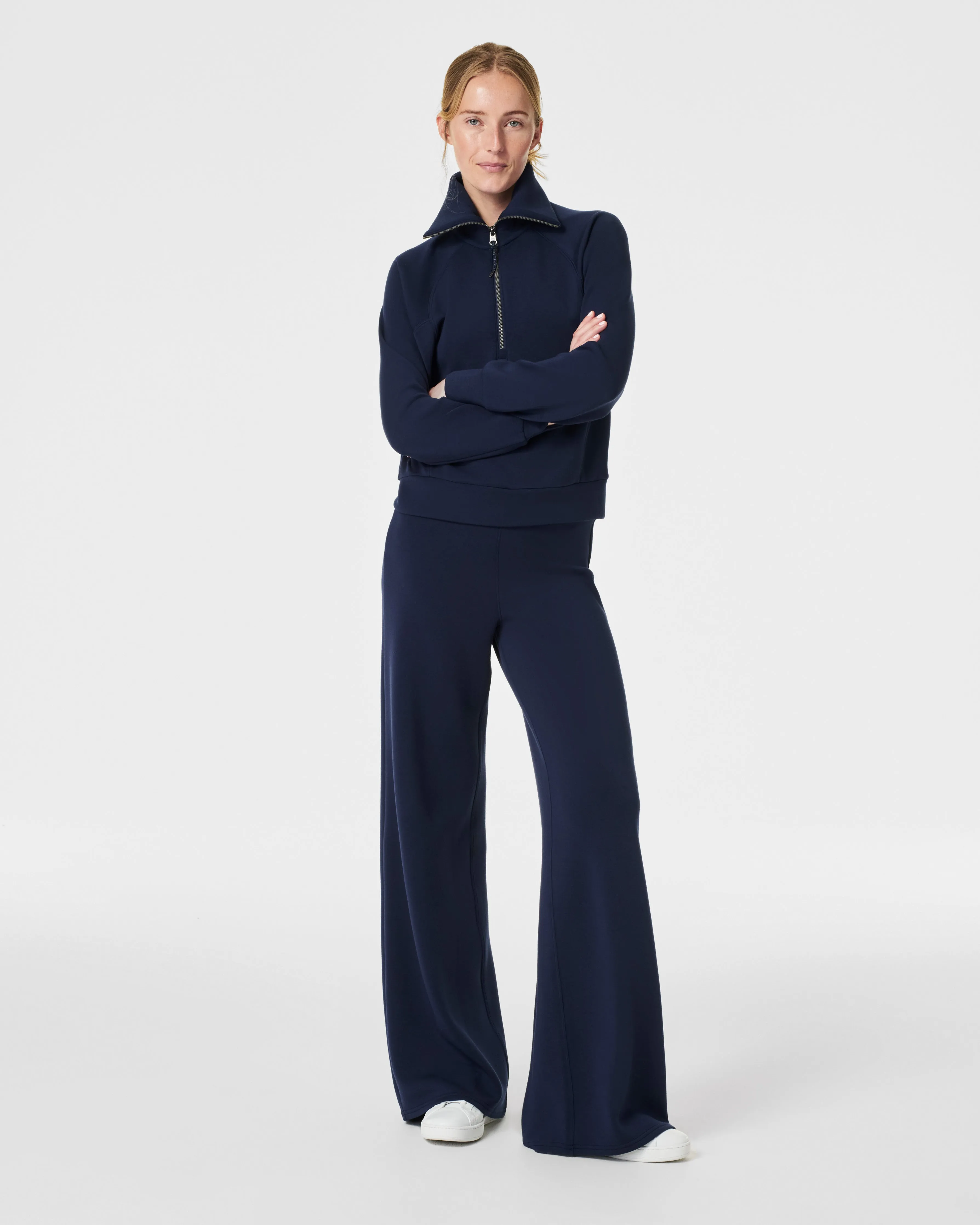 AirEssentials Wide Leg Pant