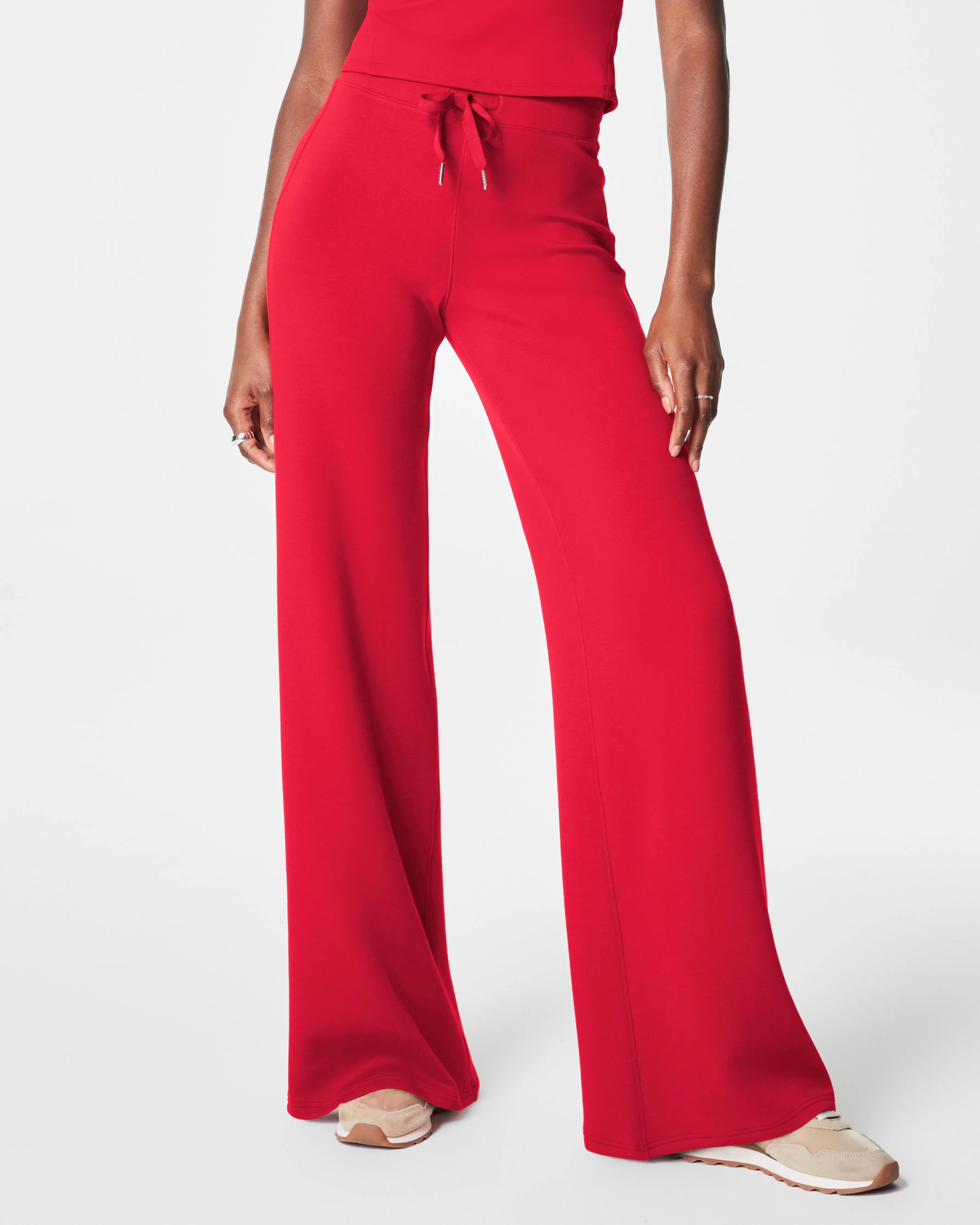 AirEssentials Wide Leg Pant