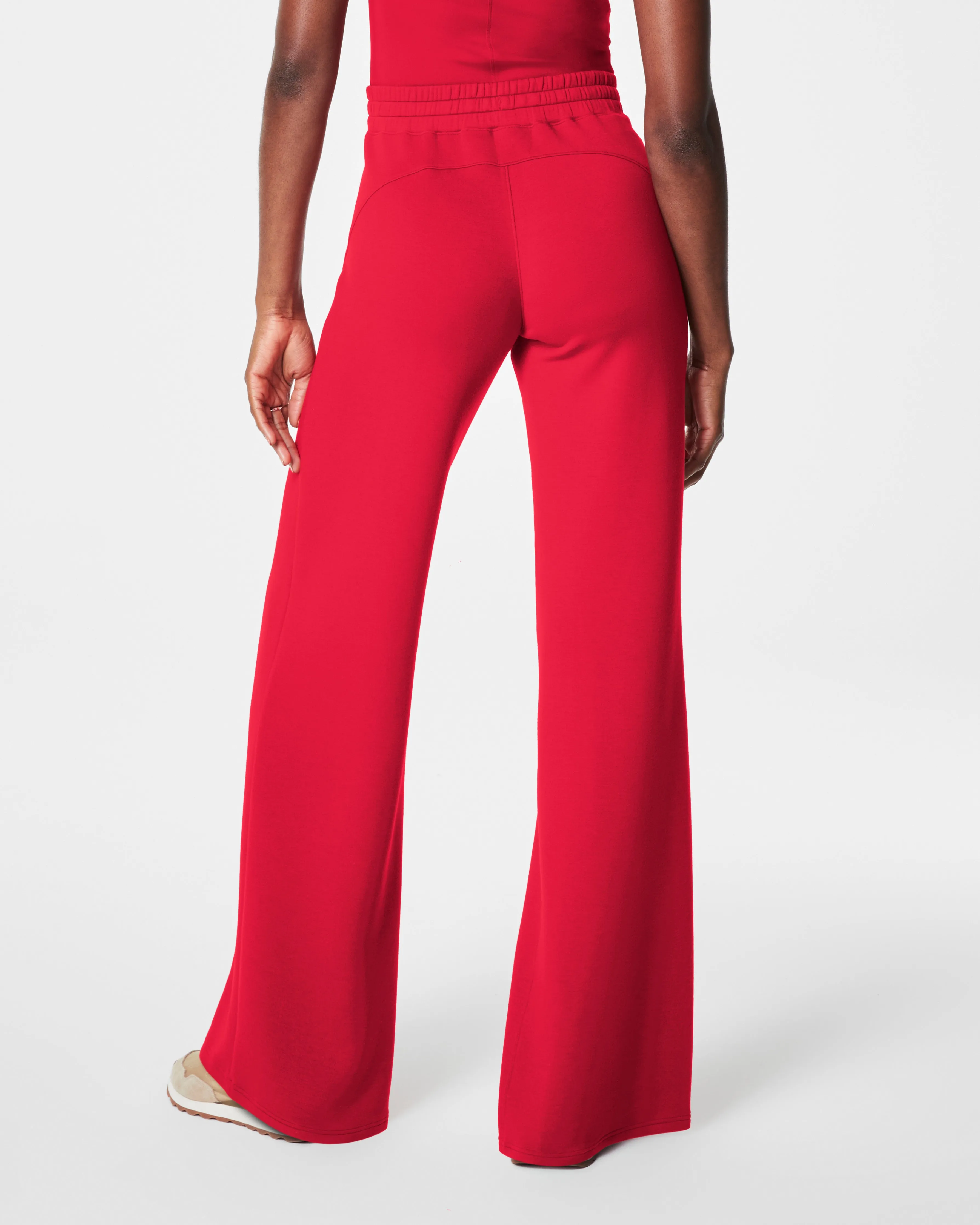 AirEssentials Wide Leg Pant