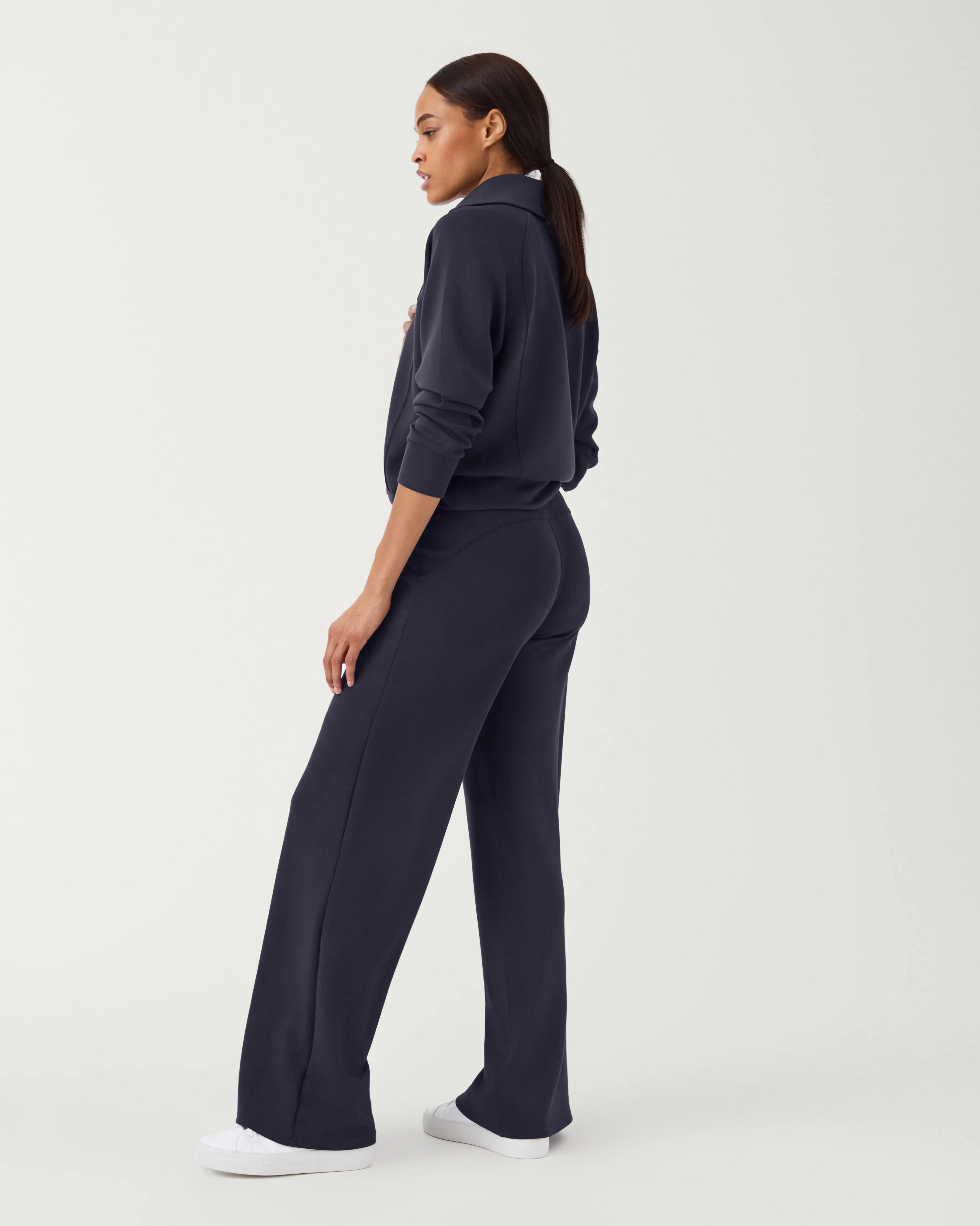 AirEssentials Wide Leg Pant