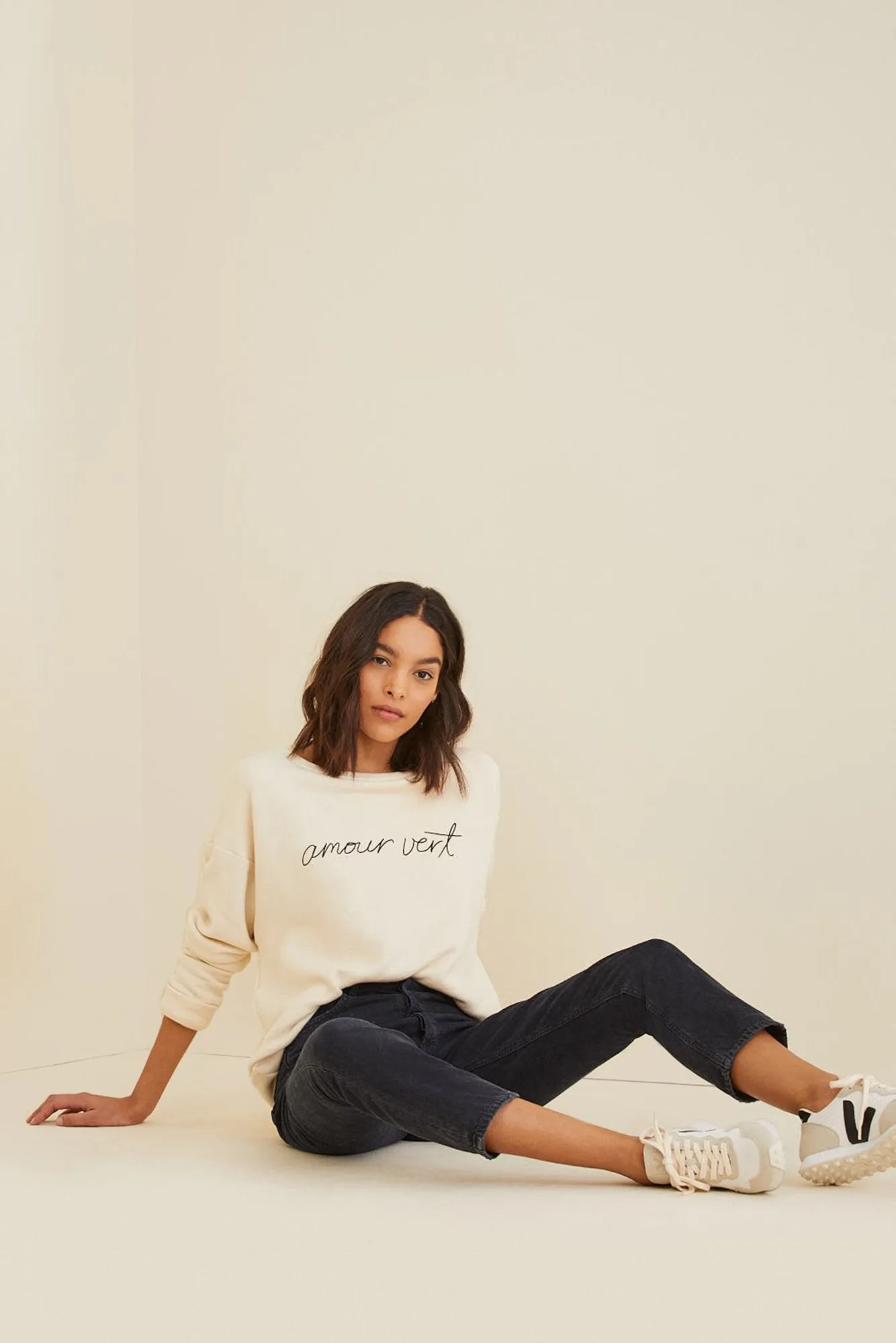 Amour Vert Relaxed Logo Sweatshirt