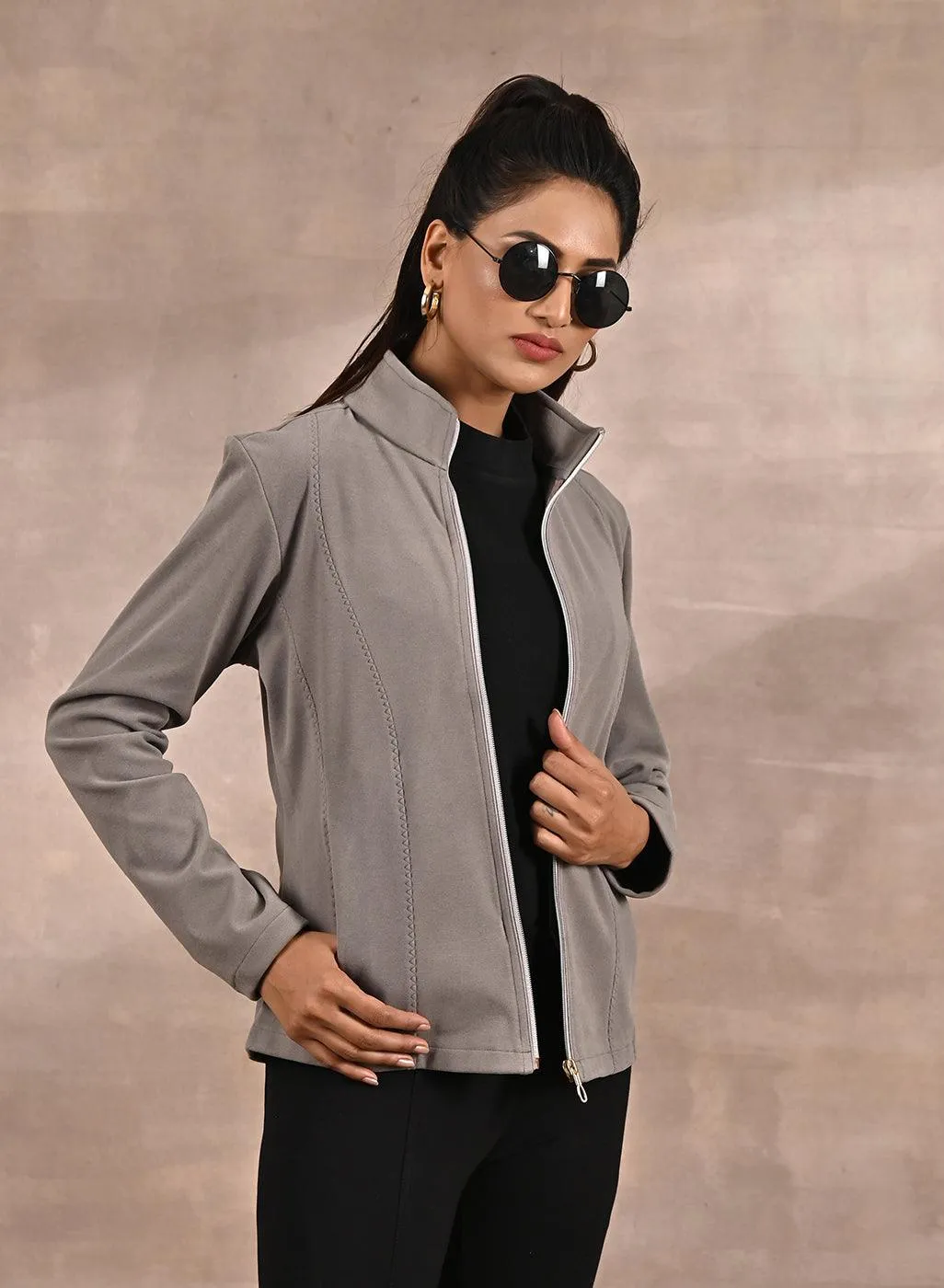 Beige Spread-neck Fleece Jacket with Zip-Closure