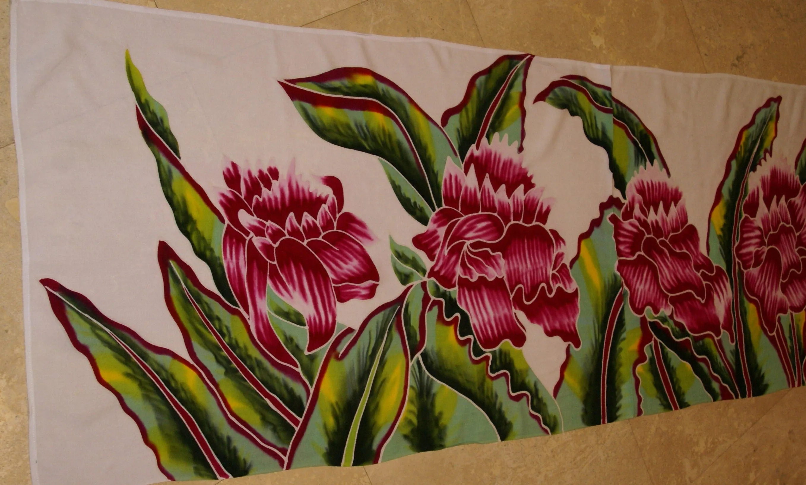 HIGH QUALITY HAND PAINTED TEXTILE FABRIC HALF SARONG OR BEACH SKIRT SIGNED BY THE ARTIST: DETAILED MOTIFS OF BLOOMING DOUBLE HIBISCUS, RICH COLORS 74" x 23" (no SC9)