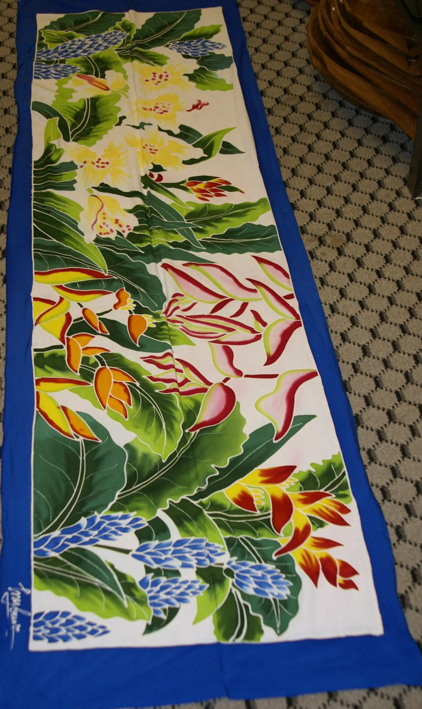 HIGH QUALITY HAND PAINTED TEXTILE FABRIC HALF SARONG OR BEACH SKIRT SIGNED BY THE ARTIST: DETAILED MOTIFS OF BLOOMING GINGER, BIRD OF PARADISE, TROPICAL PLANTS, RICH COLORS 74" x 23" (no SC10)