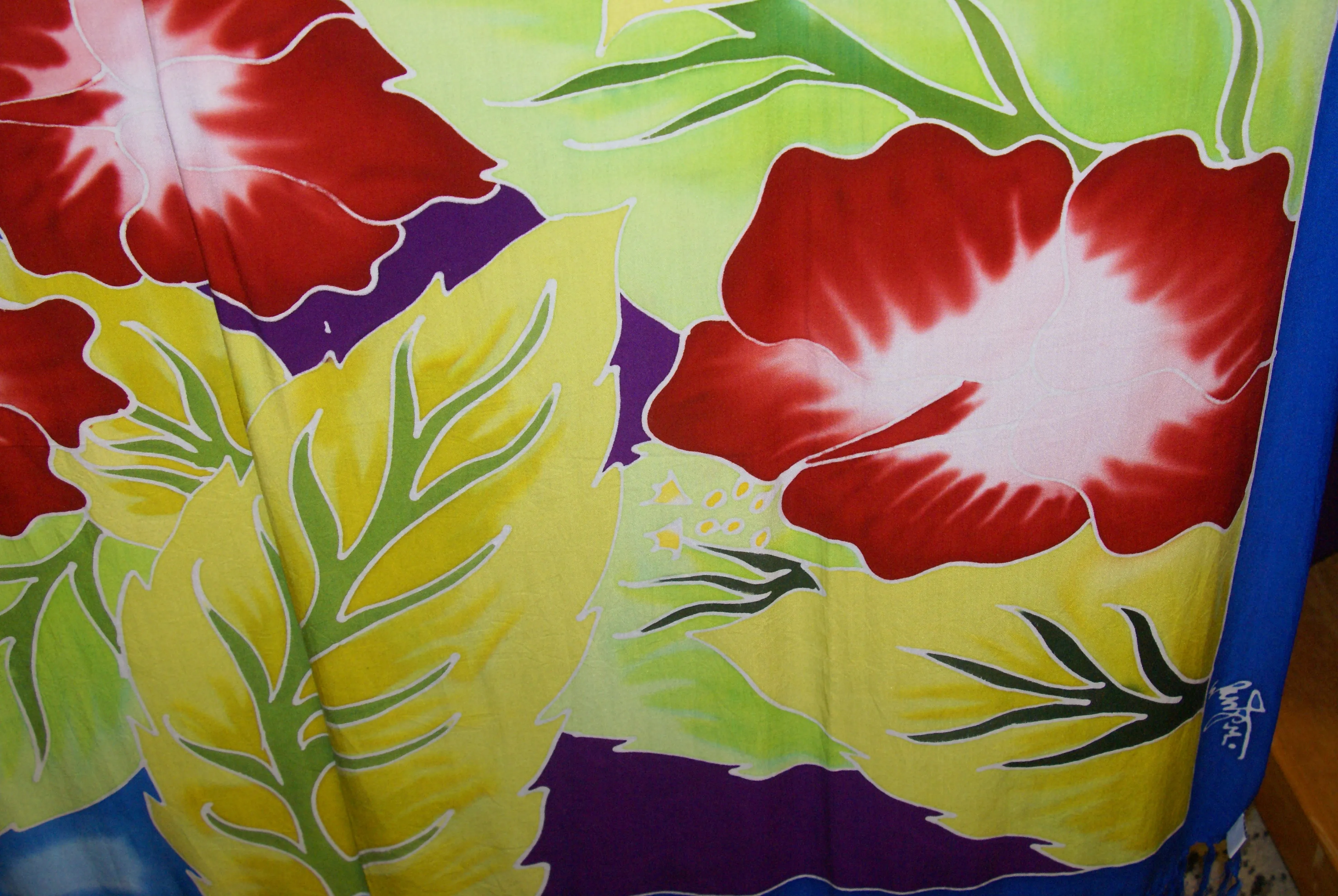 HIGH QUALITY HAND PAINTED TEXTILE FABRIC SARONG, PAREO, SHAWL, SIGNED BY THE ARTIST: VIBRANT HIBISCUS AND BUTTERFLIES, SUPERB RICH COLORS 70" x 48" (no 1A) WITH FRINGES