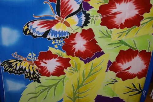 HIGH QUALITY HAND PAINTED TEXTILE FABRIC SARONG, PAREO, SHAWL, SIGNED BY THE ARTIST: VIBRANT HIBISCUS AND BUTTERFLIES, SUPERB RICH COLORS 70" x 48" (no 1A) WITH FRINGES