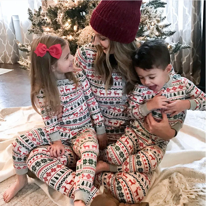 「🔥Holiday Sale - 40% Off」Christmas Tree and Reindeer Patterned Family Matching Pajamas Sets