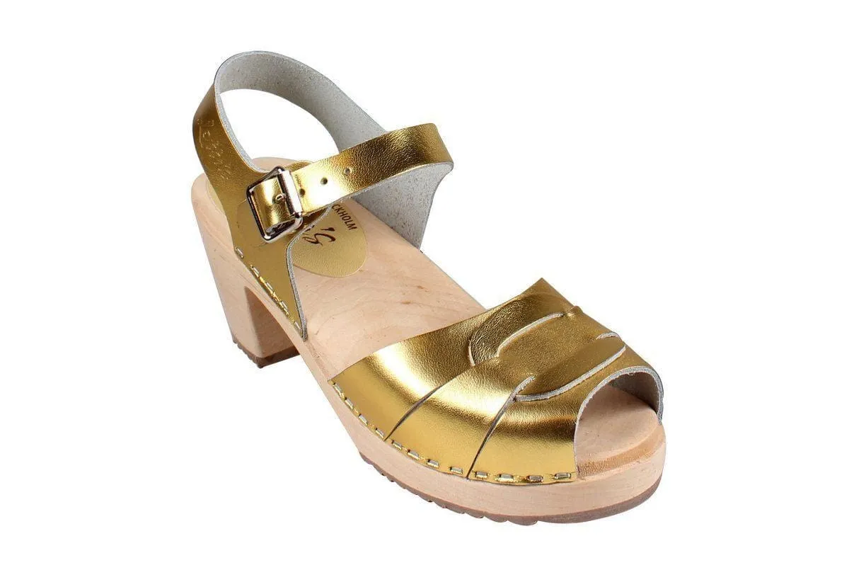 Lotta from Stockholm Classic Peep Toe Gold Clogs