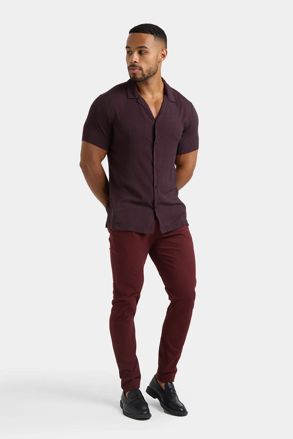 Muscle Fit Cotton Stretch Chino Trouser in Deep Burgundy