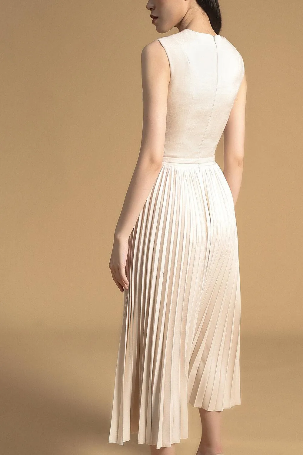 Nancy Pleated Sleeveless Polyester Midi Dress