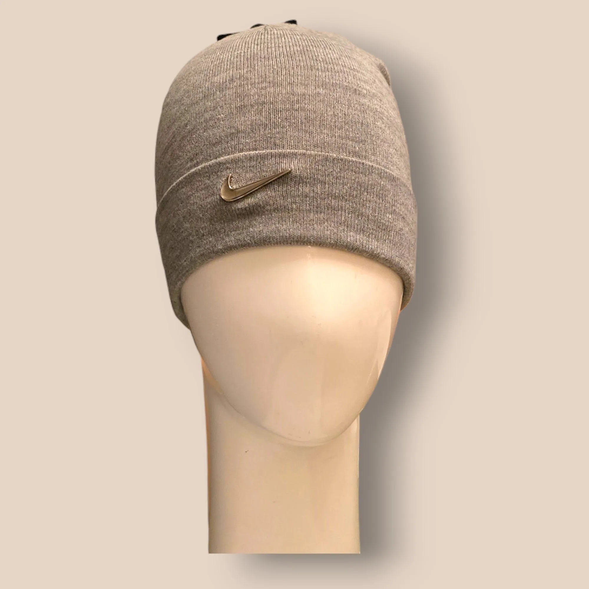 Nike Silver Swoosh Stretch Knit Grey Beanie Unisex One Size