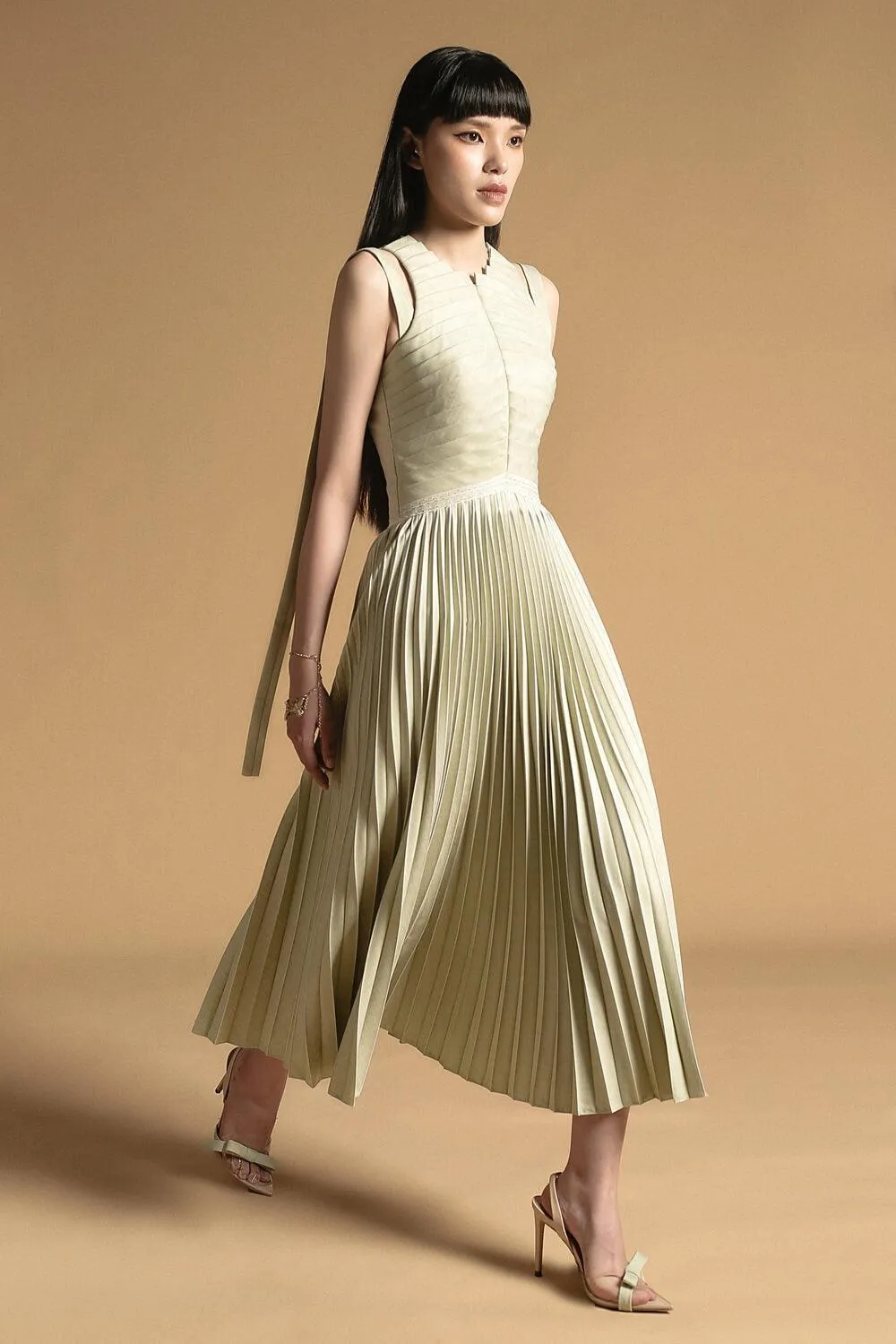 Noah Pleated Extended Flap Polyester Midi Dress