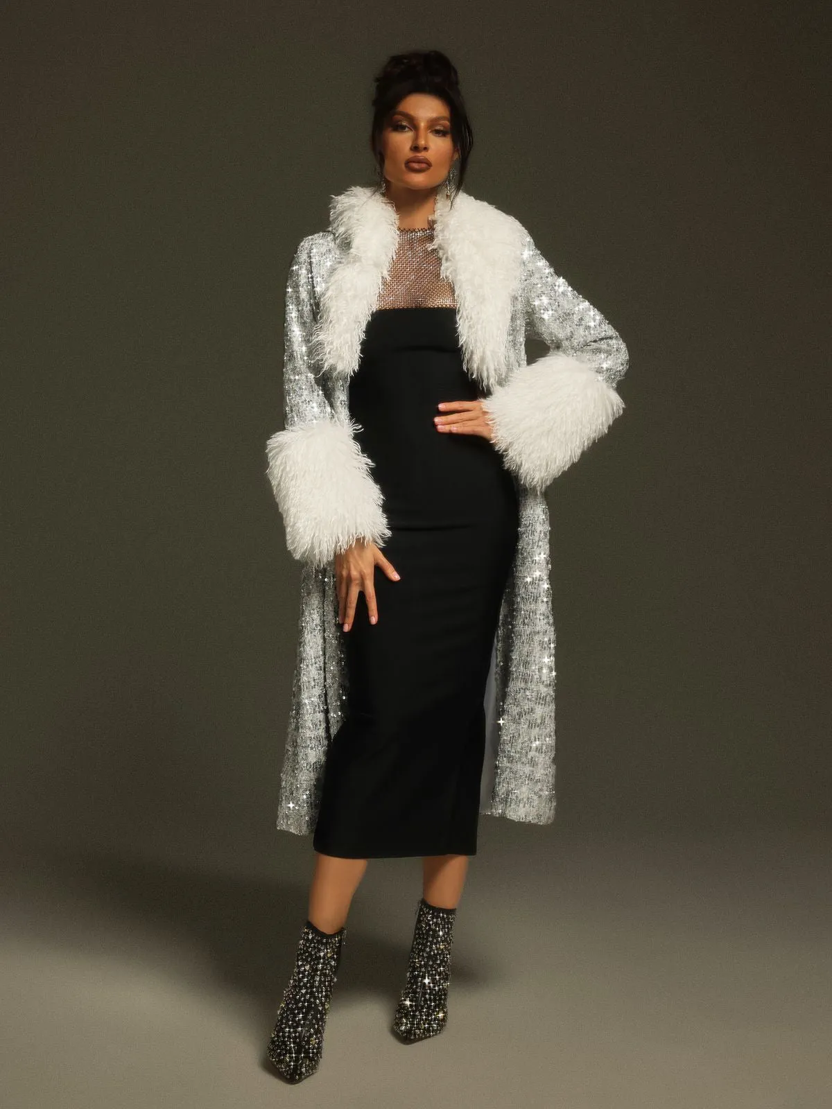 Panue Faux Fur Collar Sequin Coat