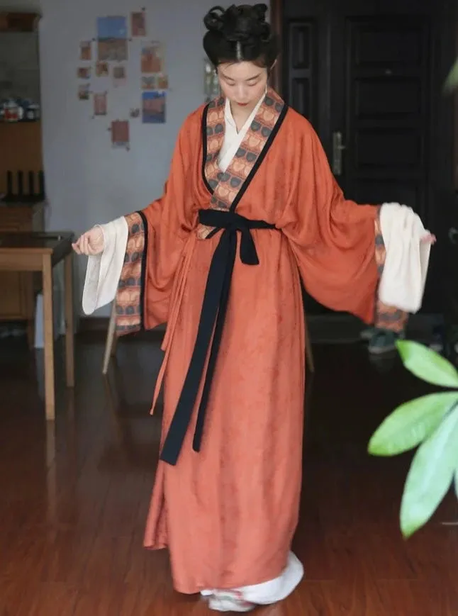 Tu Hong 土红 Terracotta Unisex Modernized Warring States Zhiju Straight Robe Set